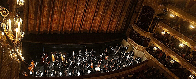 ¿Por qué está la orquesta en el teatro en el pozo?