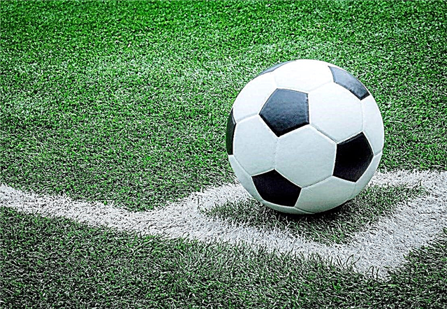 Varför har en bekant fotboll två typer av brickor: femkantiga och sexkantiga?