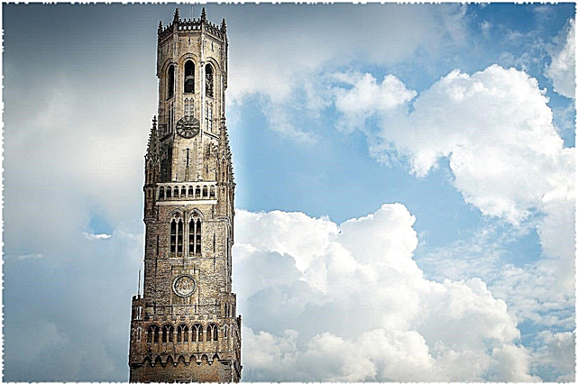 Why did they build belfries and why are minarets in mosques? Photo and video