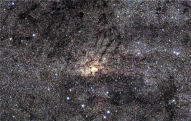 Astrônomos descobriram qual era o centro da galáxia há um bilhão de anos atrás